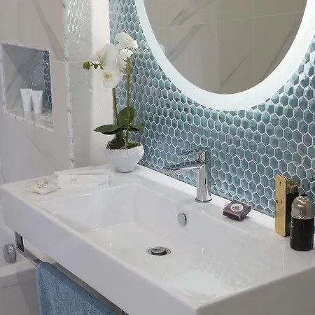 - Sara 2 Apartment *